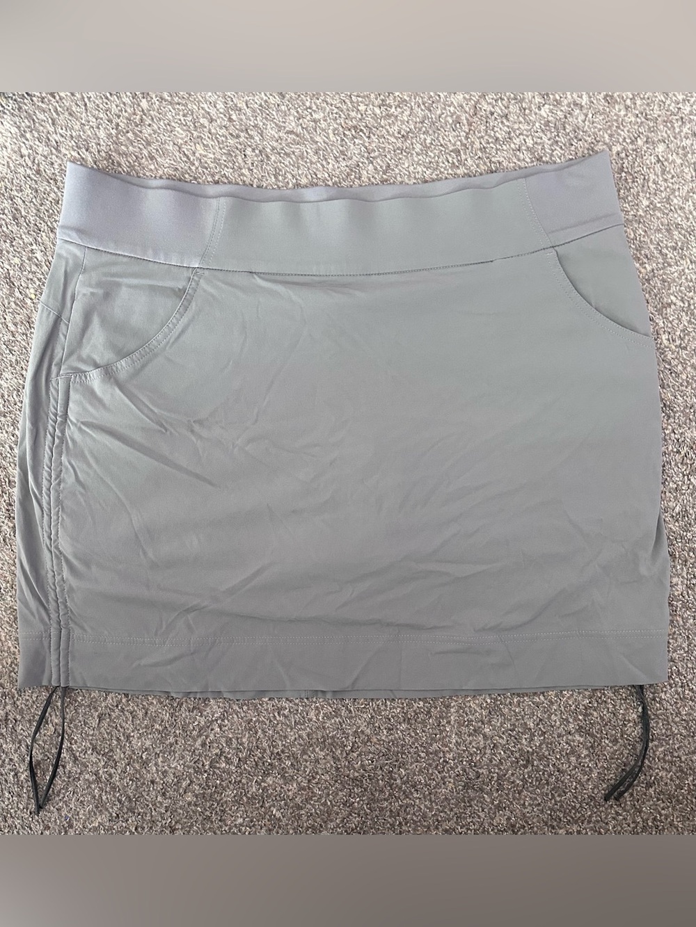 Columbia Light Gray Active Skirt with Pockets